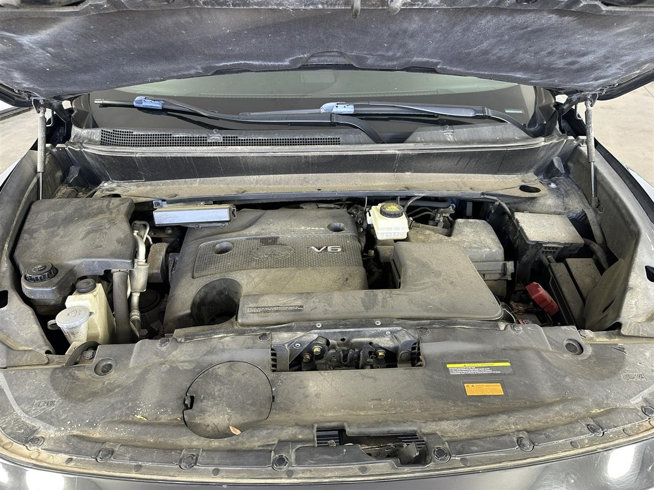 Vehicle/112044_10.jpg