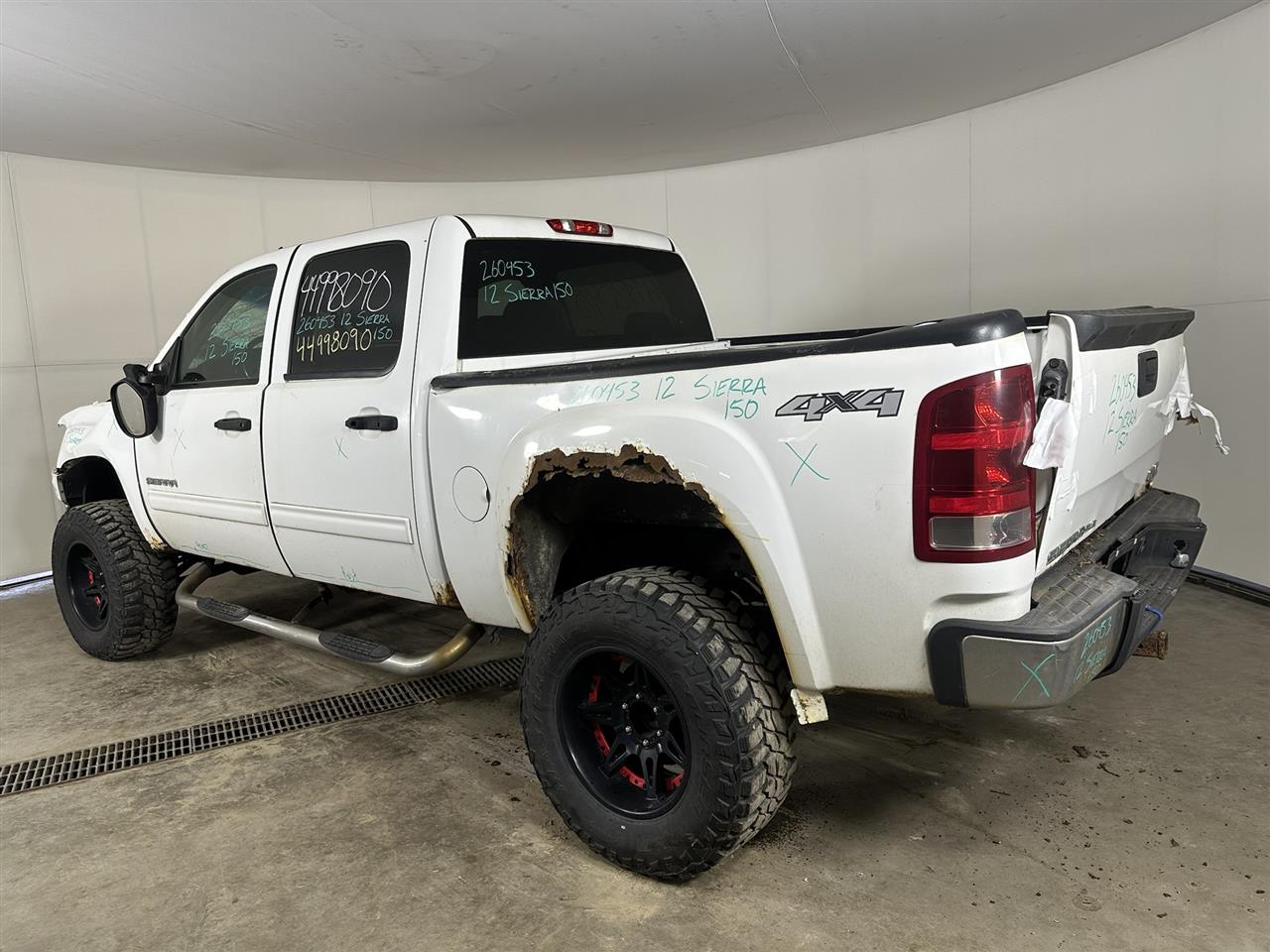 Vehicle/112295_03.jpg