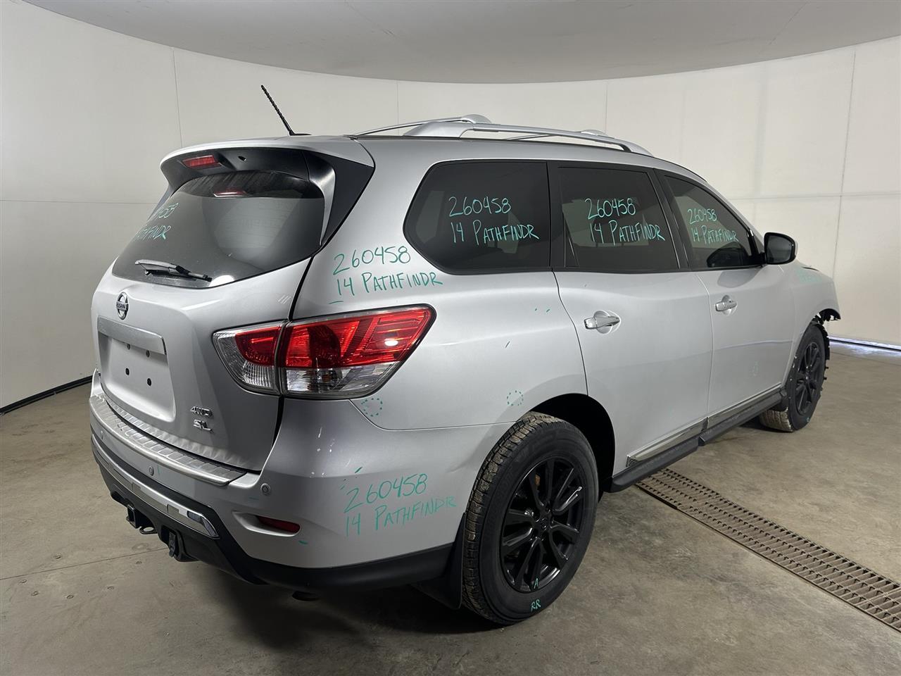 Vehicle/112391_04.jpg