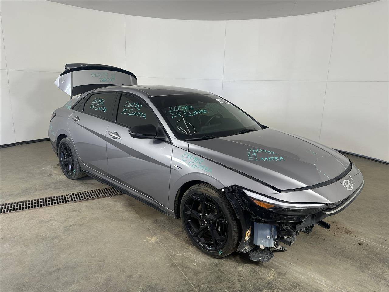 Vehicle/112741_06.jpg