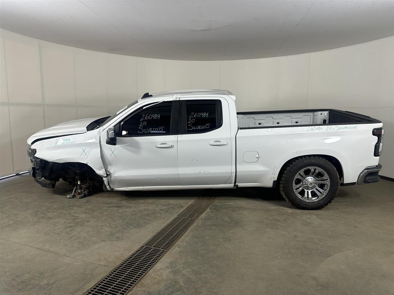 Vehicle/112746_02.jpg
