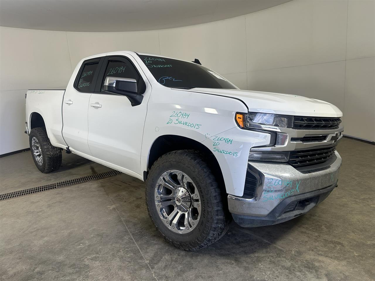 Vehicle/112746_06.jpg