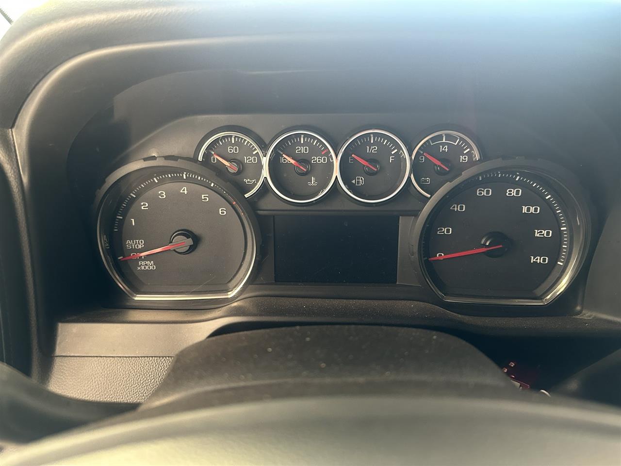 Vehicle/112746_08.jpg