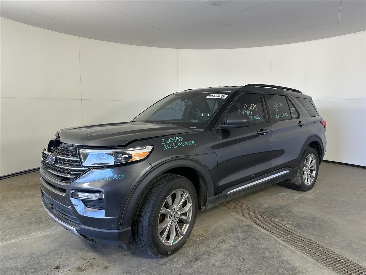 Vehicle/112781_01.jpg