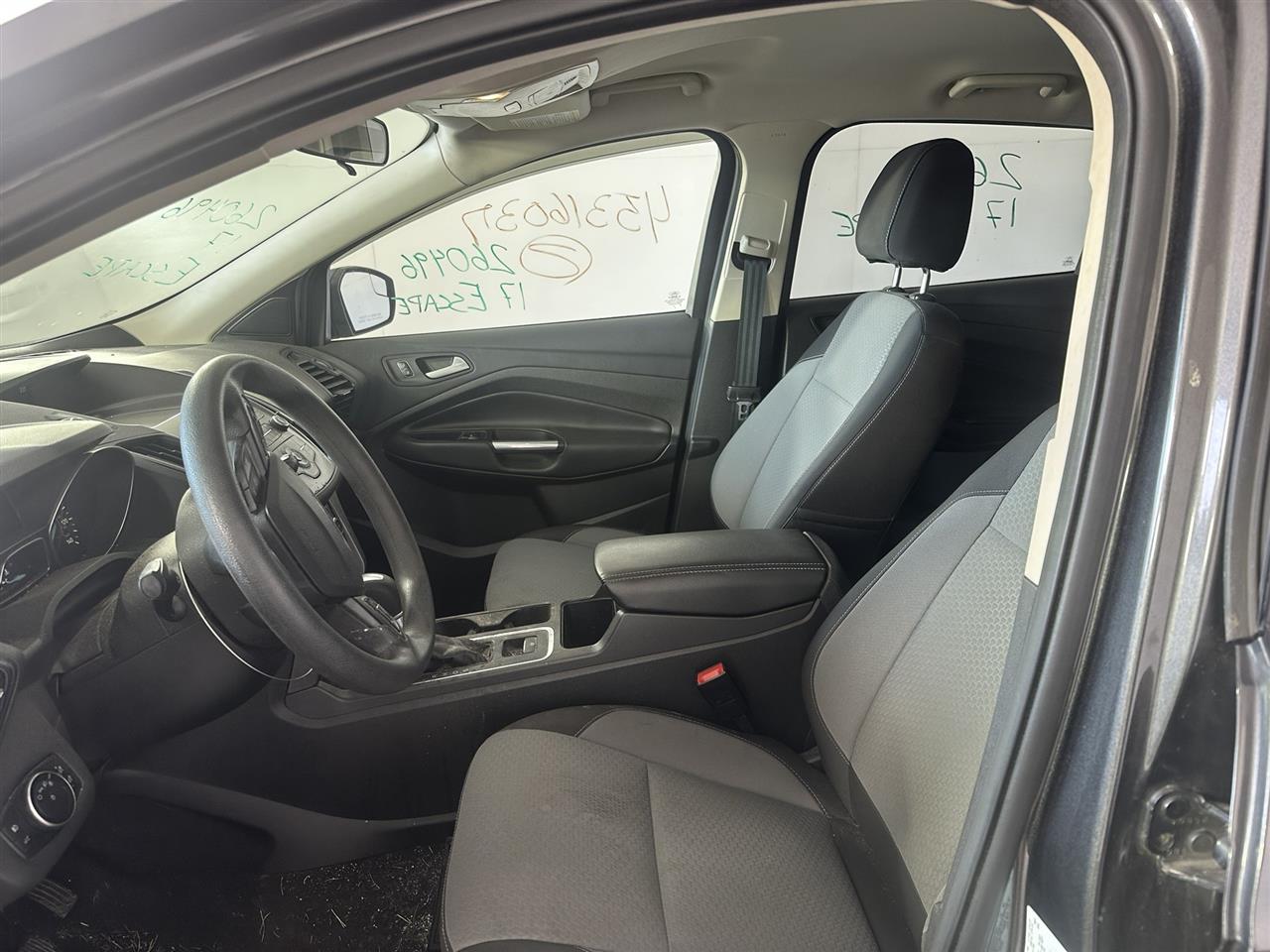 Vehicle/112844_07.jpg