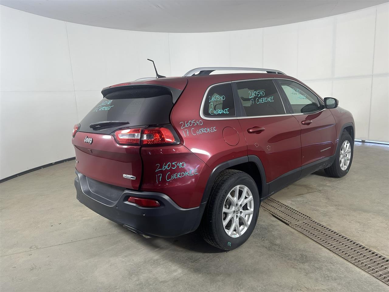 Vehicle/113495_04.jpg