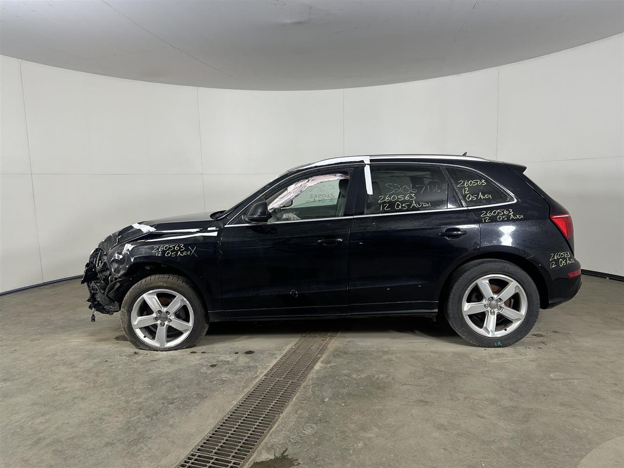 Vehicle/113711_02.jpg