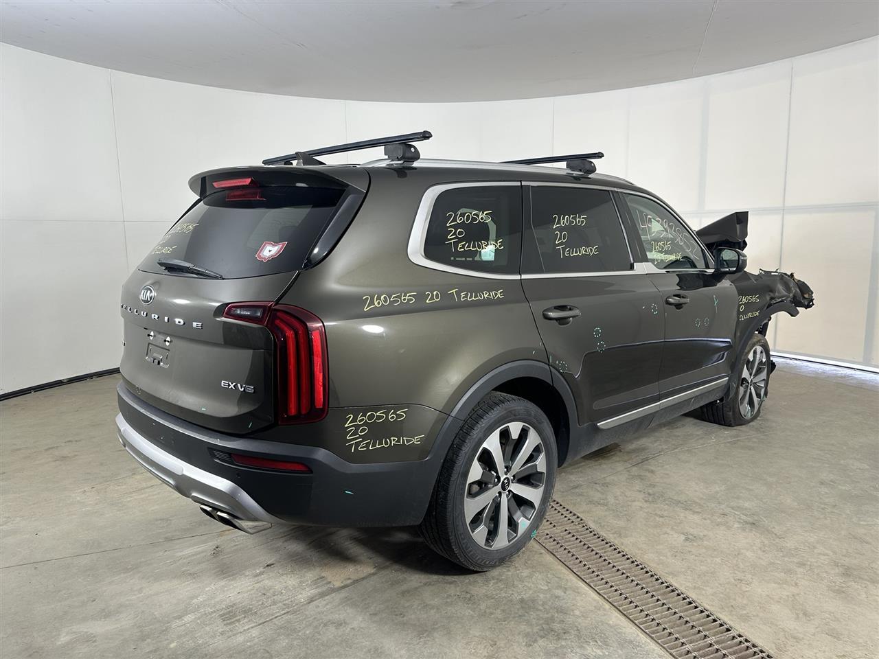 Vehicle/114104_04.jpg