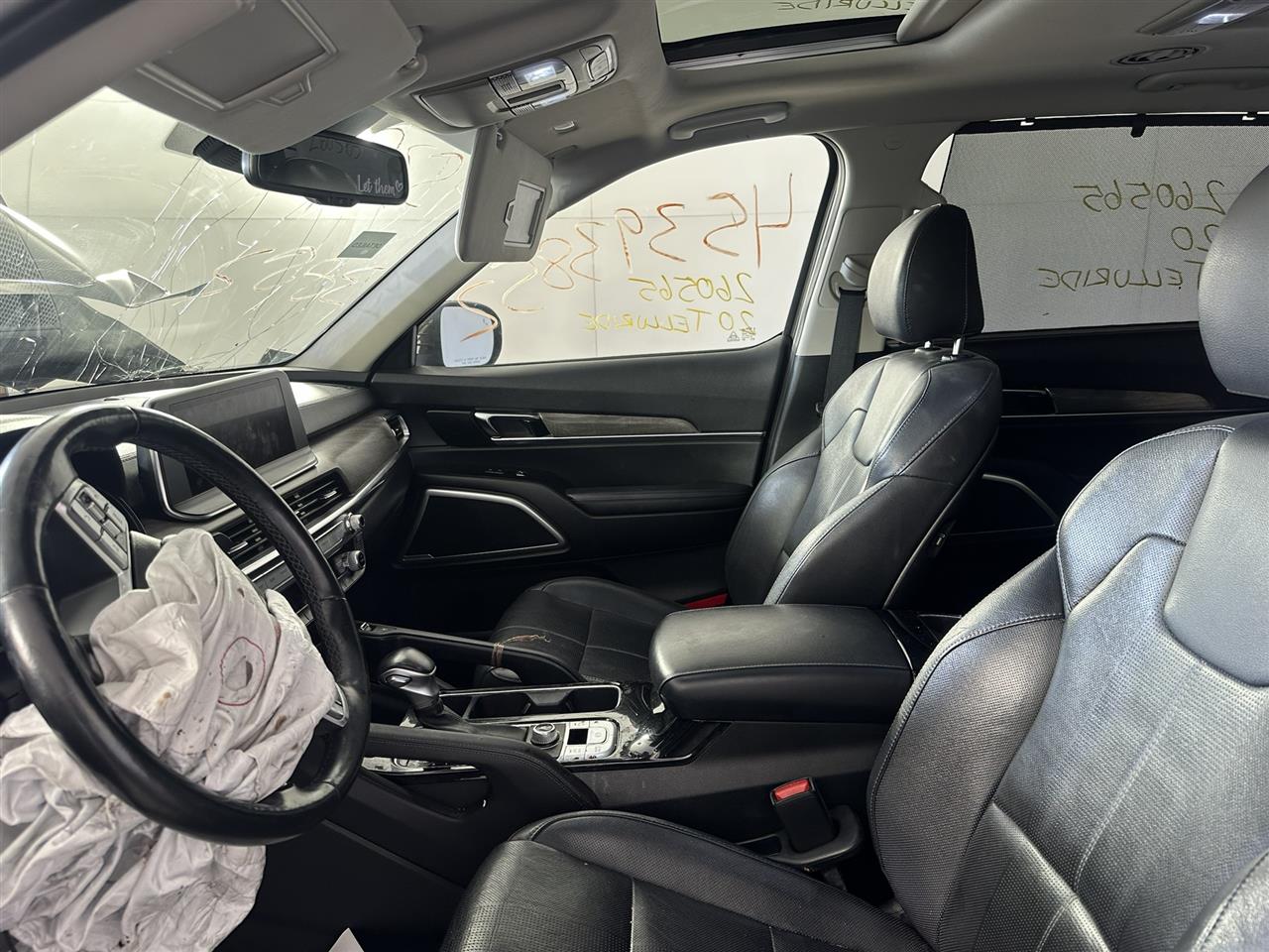 Vehicle/114104_07.jpg
