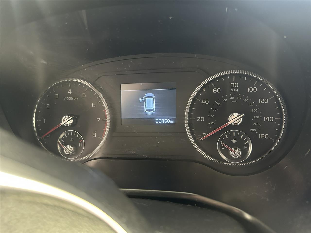 Vehicle/114104_08.jpg