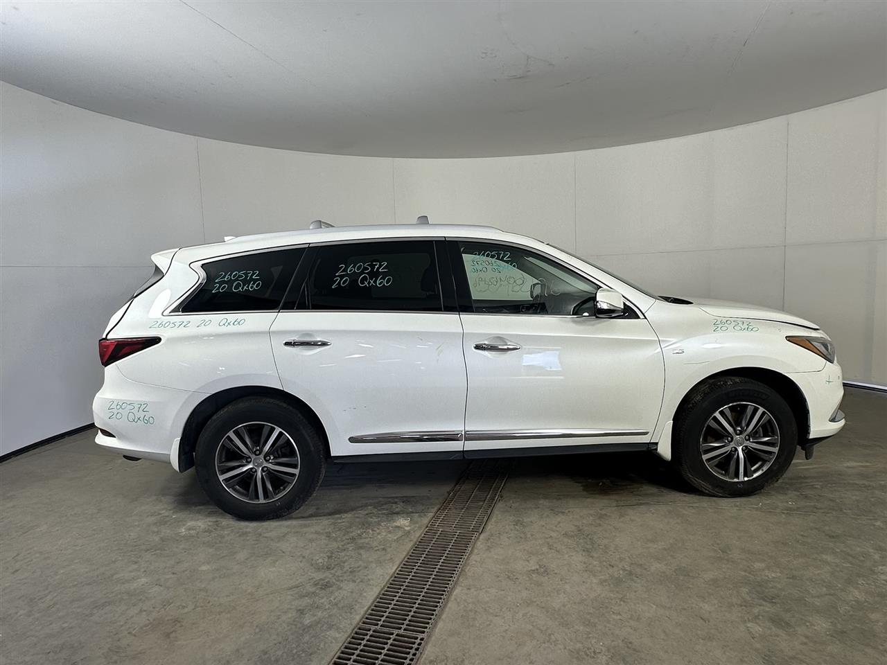 Vehicle/114198_05.jpg