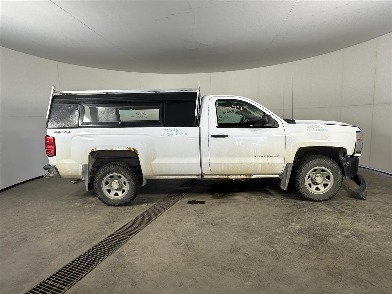 Vehicle/114264_05.jpg