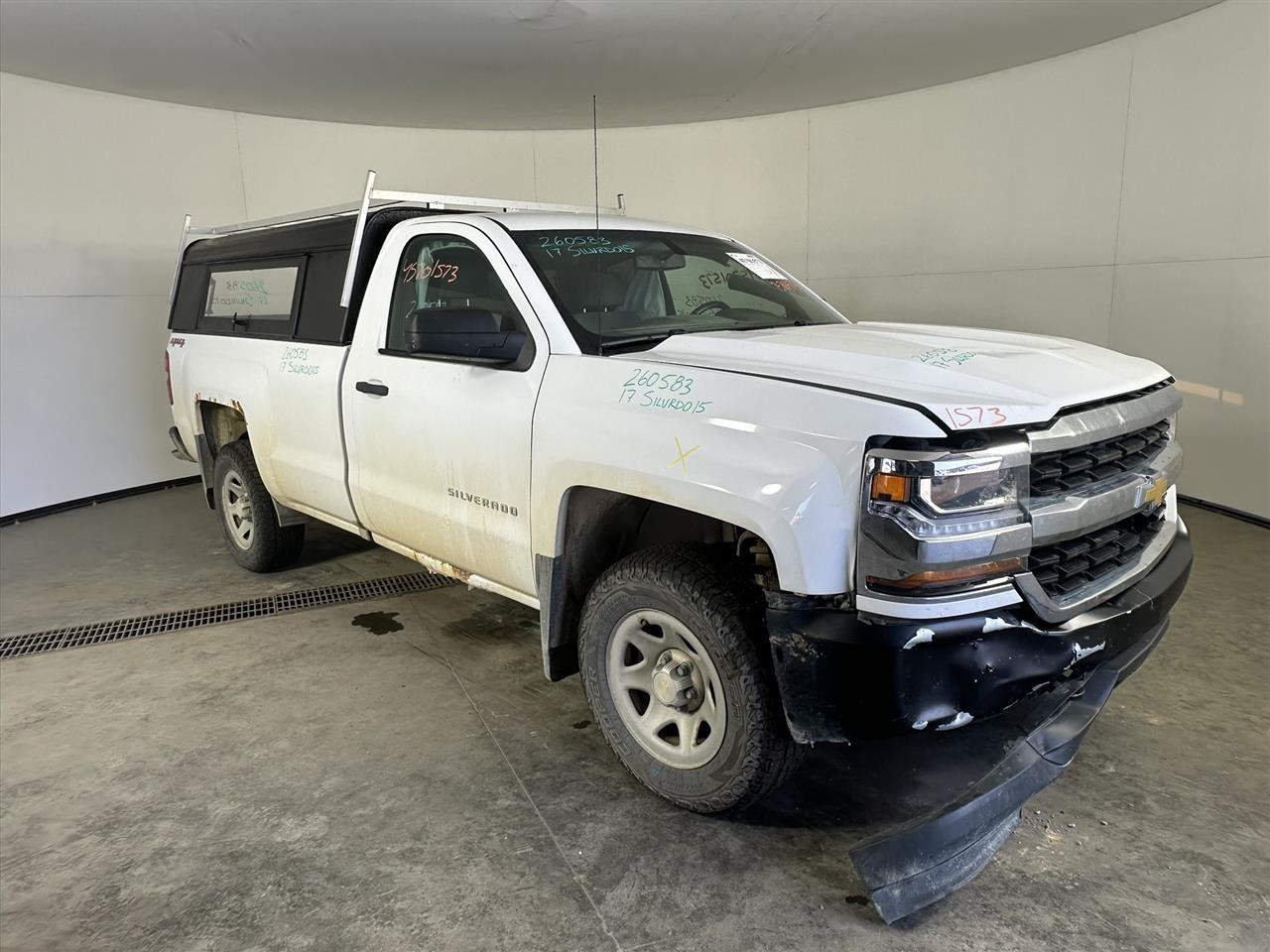 Vehicle/114264_06.jpg