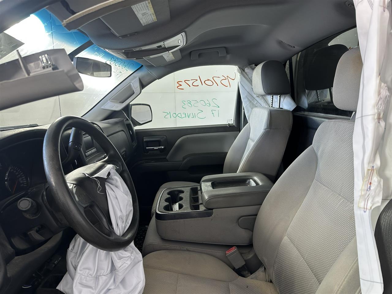 Vehicle/114264_07.jpg