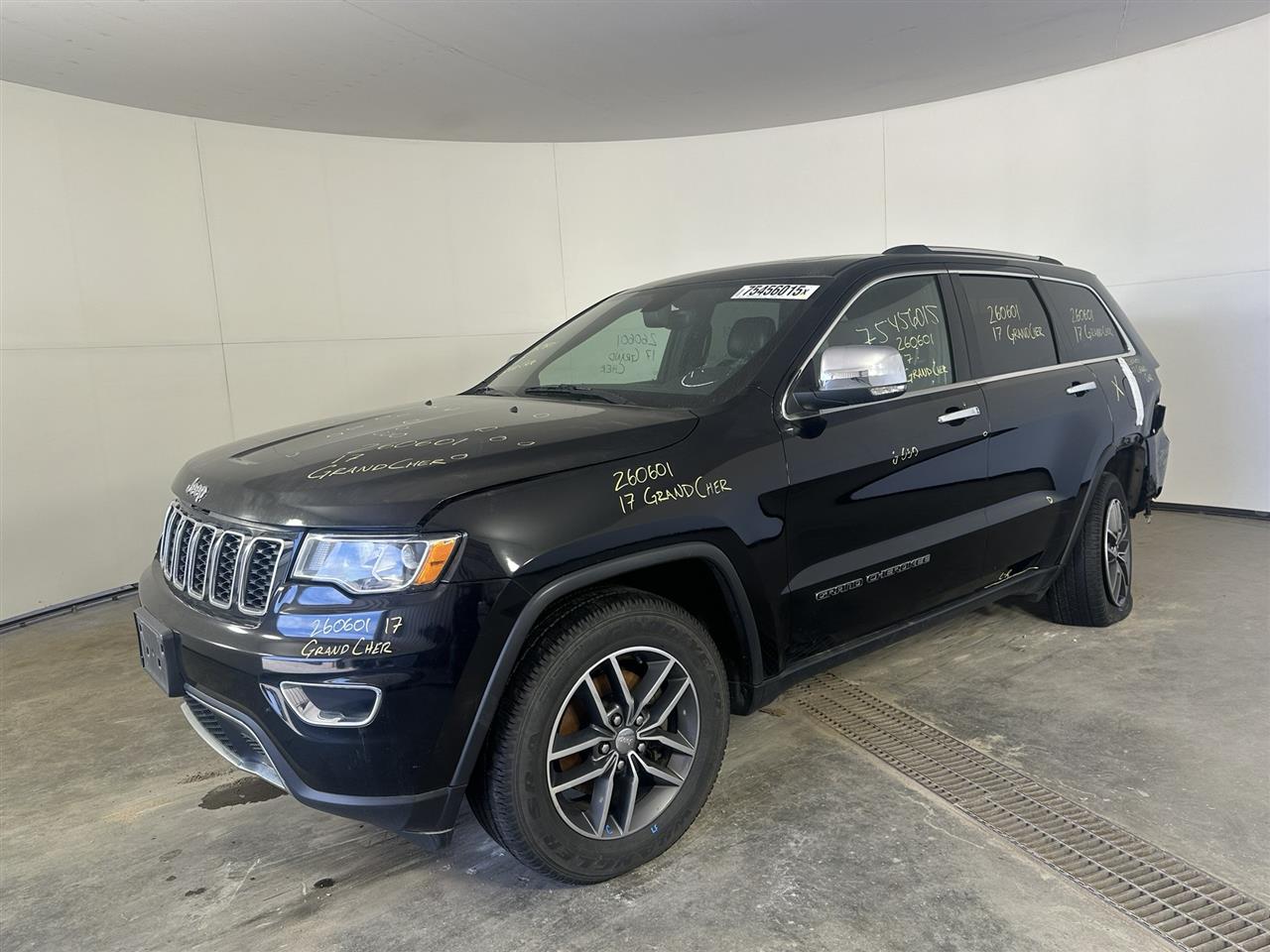 Vehicle/114424_01.jpg