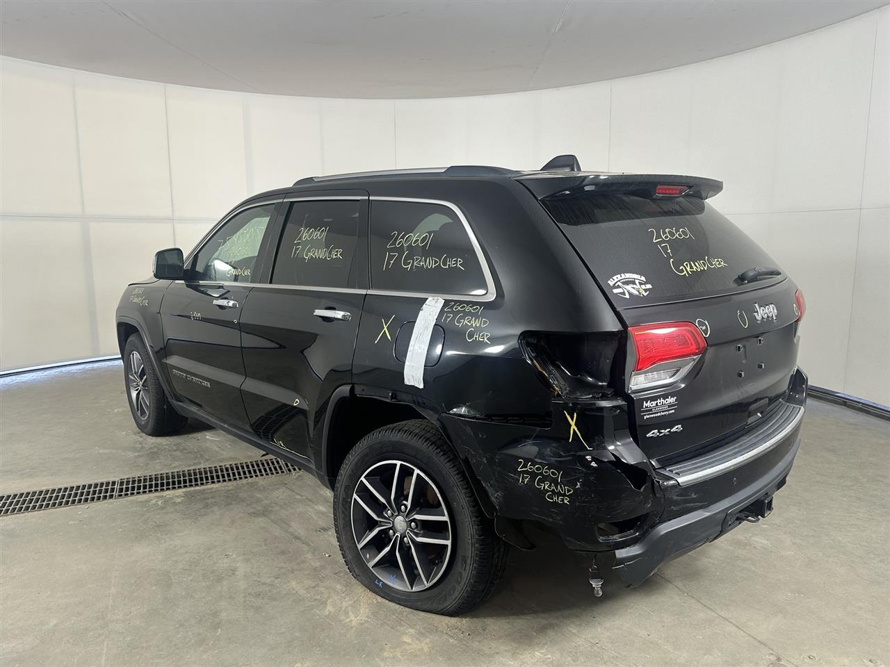 Vehicle/114424_03.jpg