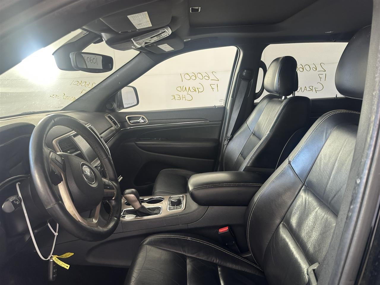 Vehicle/114424_07.jpg