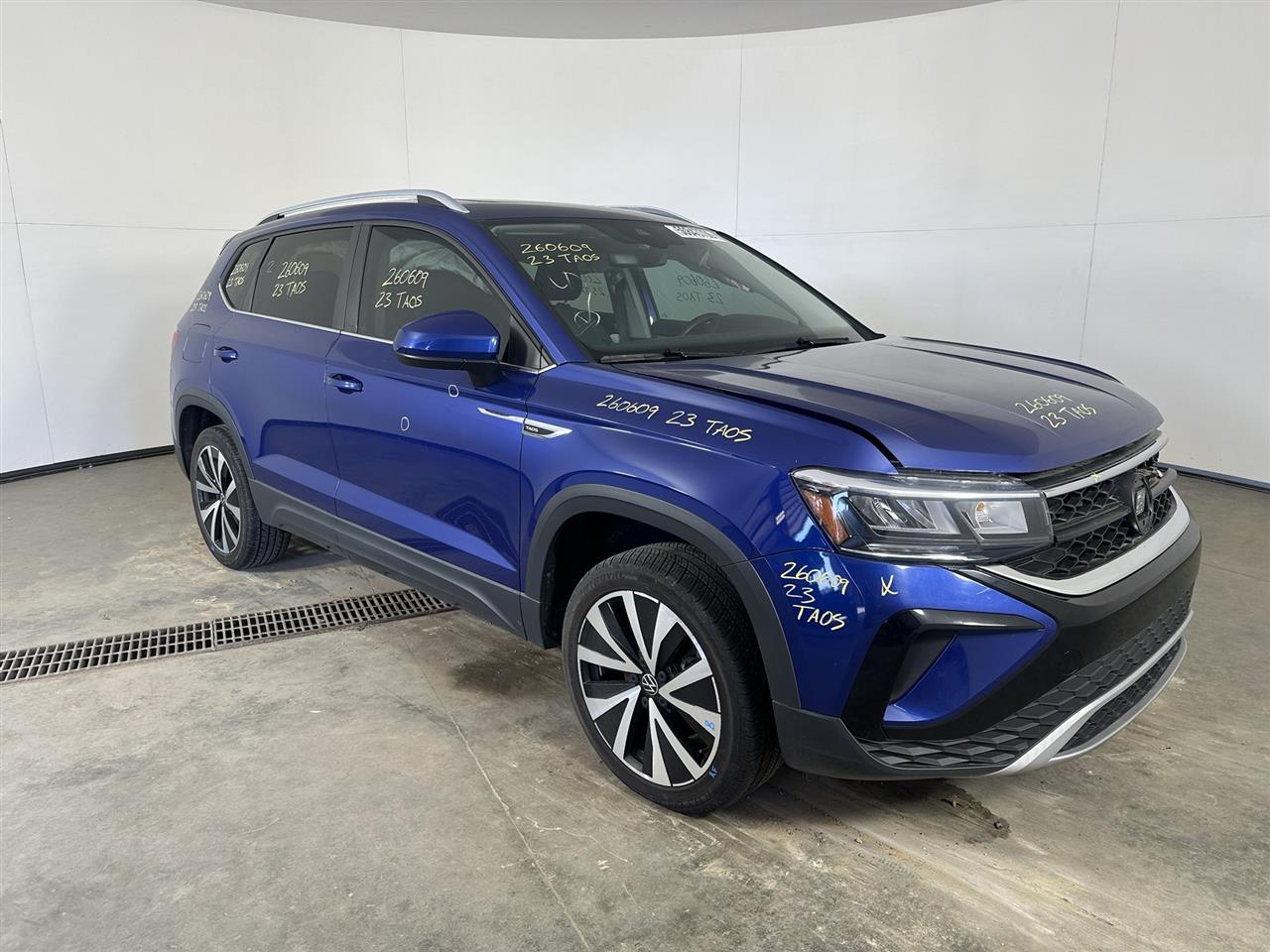 Vehicle/114577_06.jpg