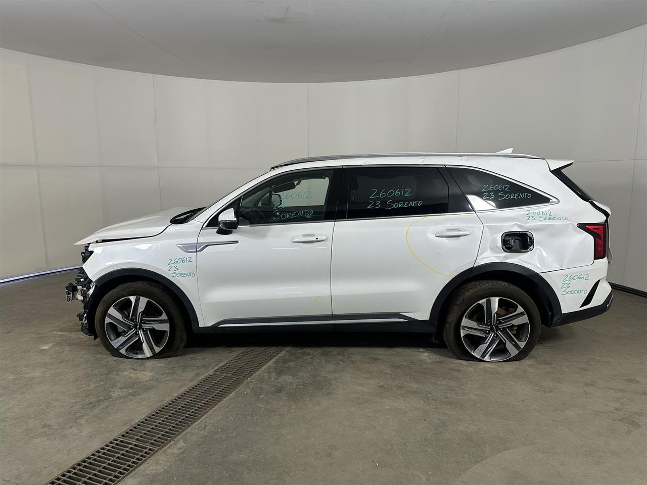 Vehicle/114581_02.jpg