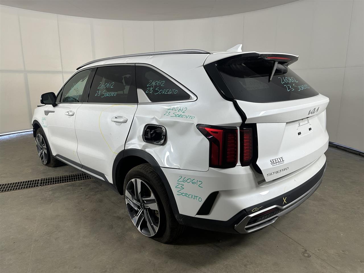 Vehicle/114581_03.jpg