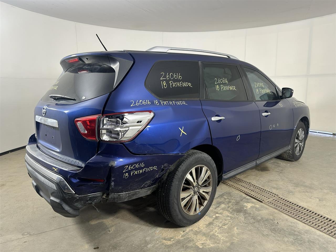 Vehicle/114625_04.jpg