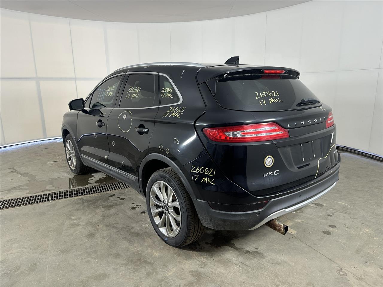Vehicle/114641_03.jpg