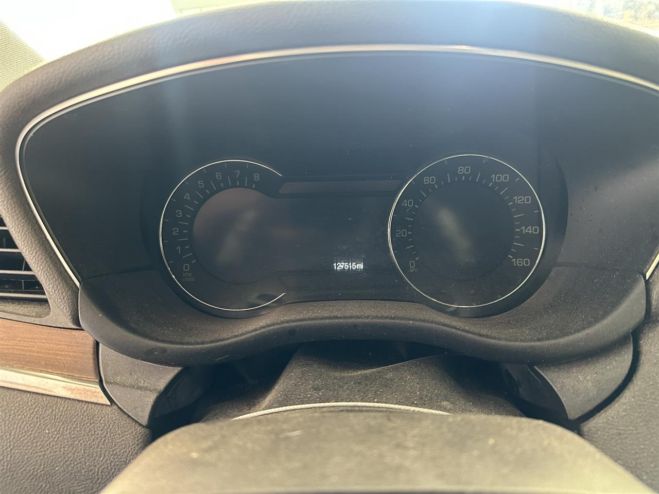 Vehicle/114641_08.jpg