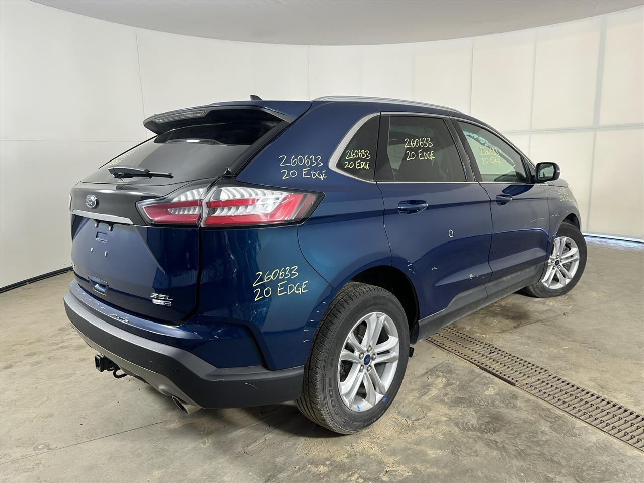 Vehicle/114766_04.jpg