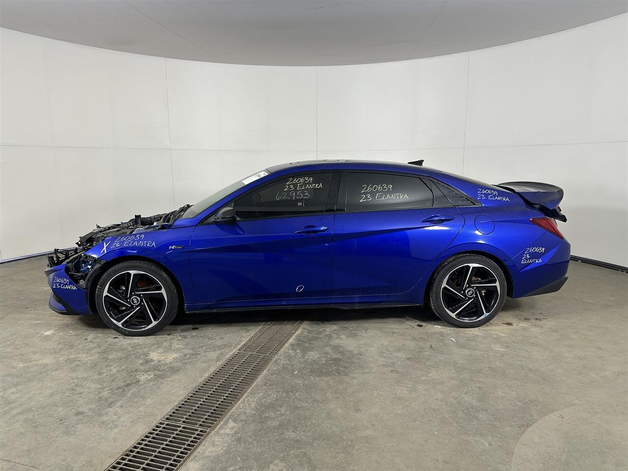 Vehicle/114982_02.jpg