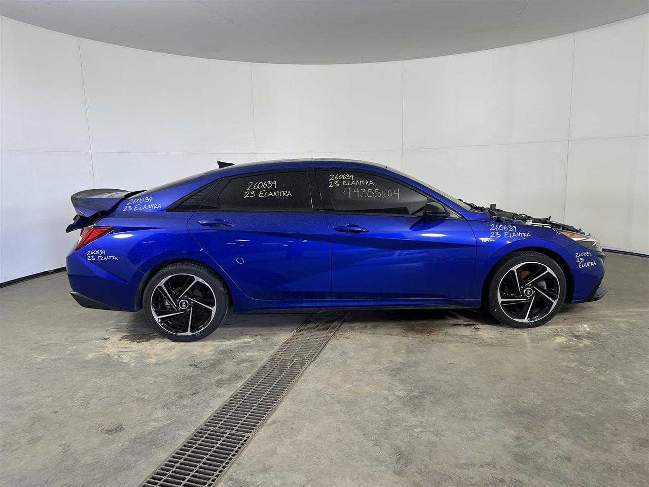Vehicle/114982_05.jpg