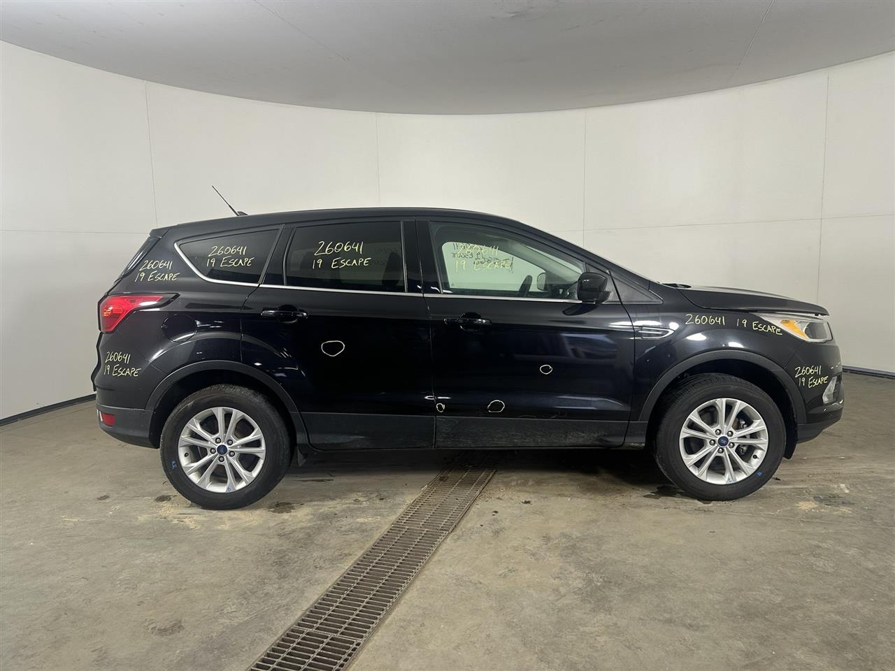 Vehicle/114989_05.jpg