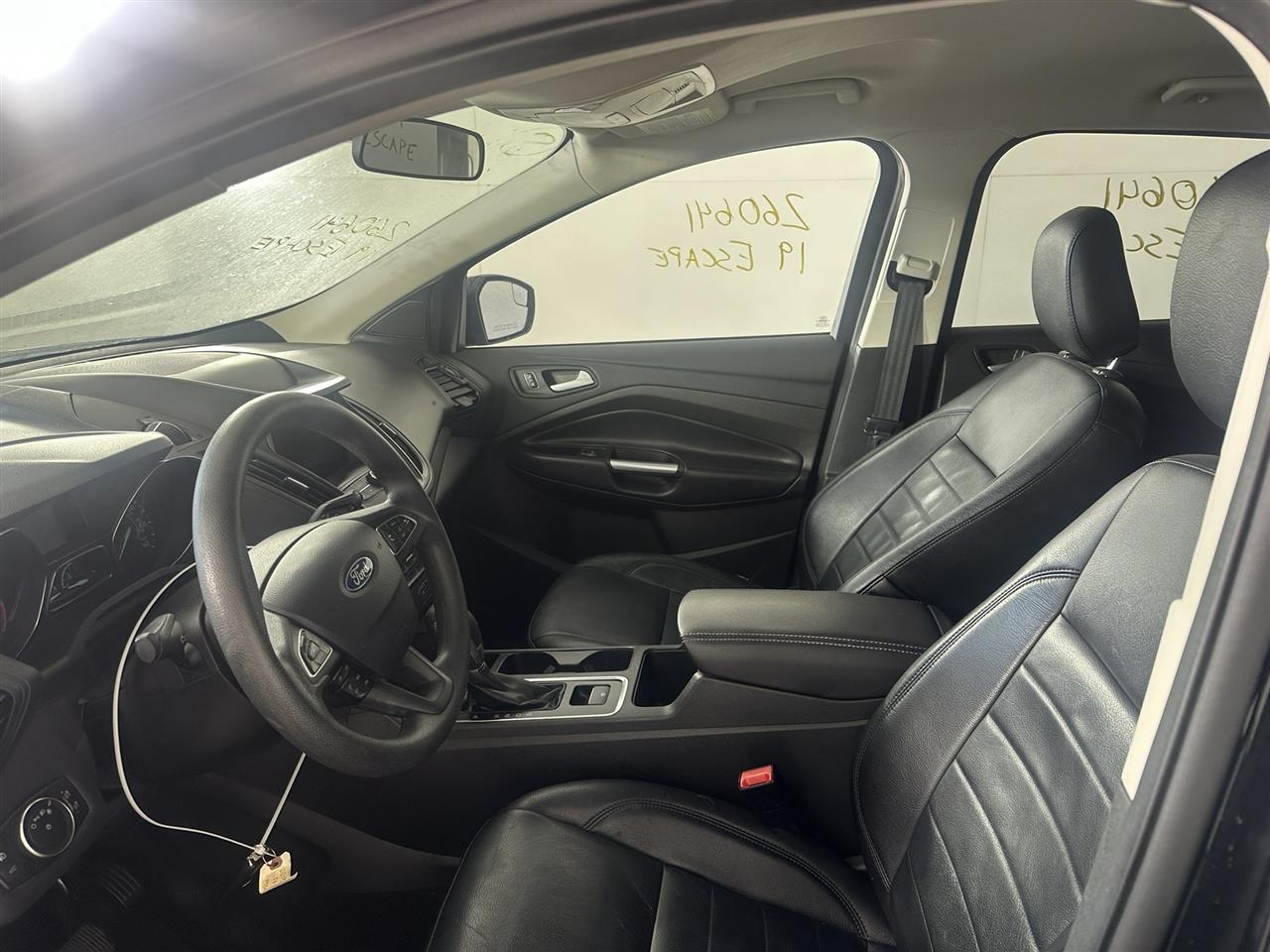 Vehicle/114989_07.jpg