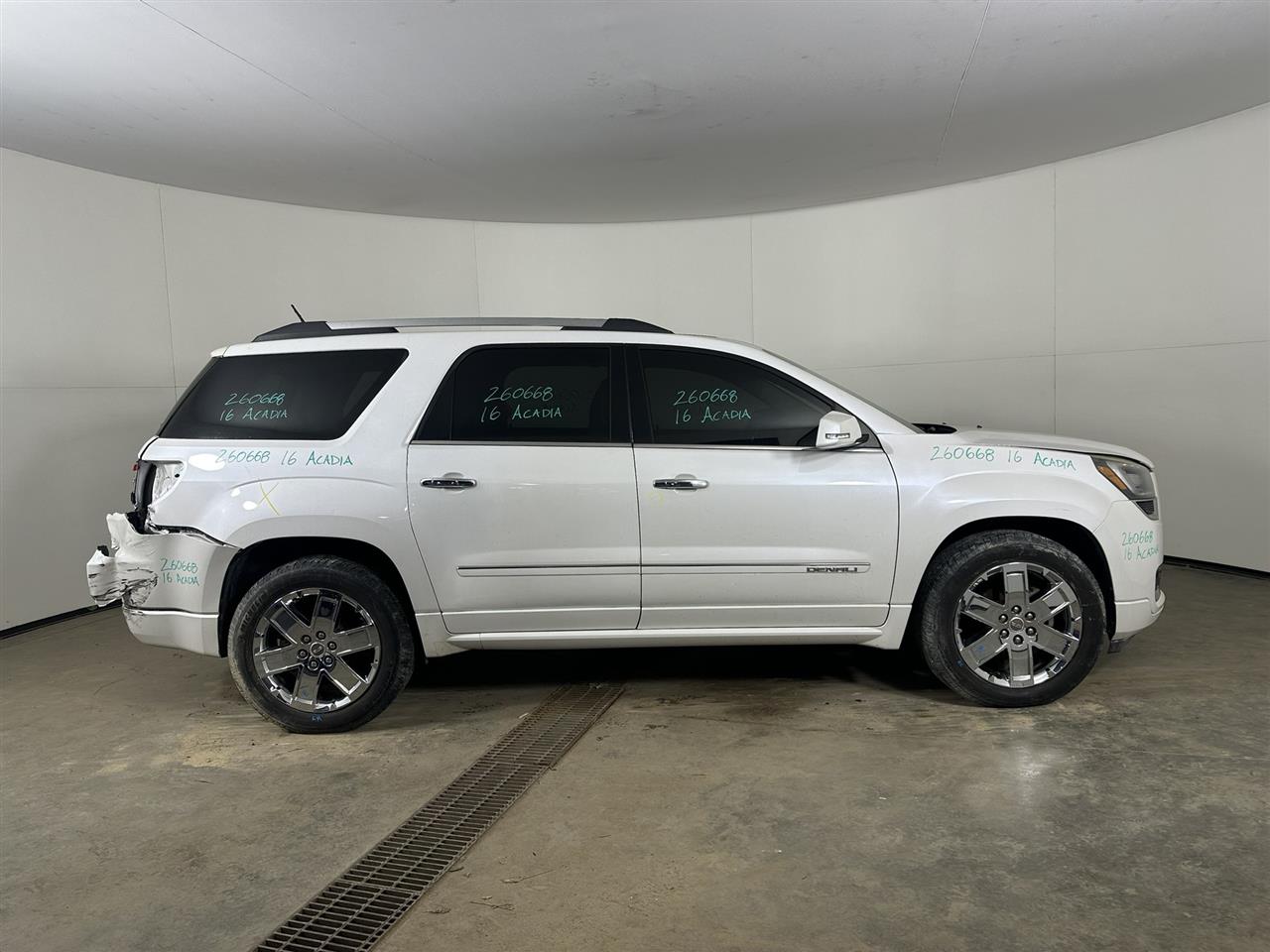 Vehicle/115533_05.jpg
