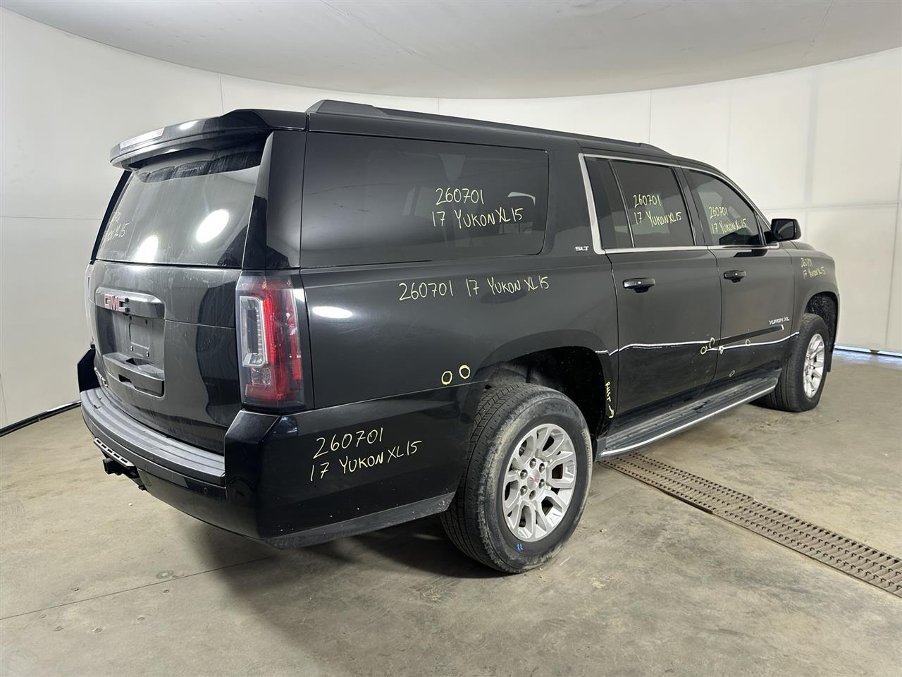 Vehicle/116047_04.jpg