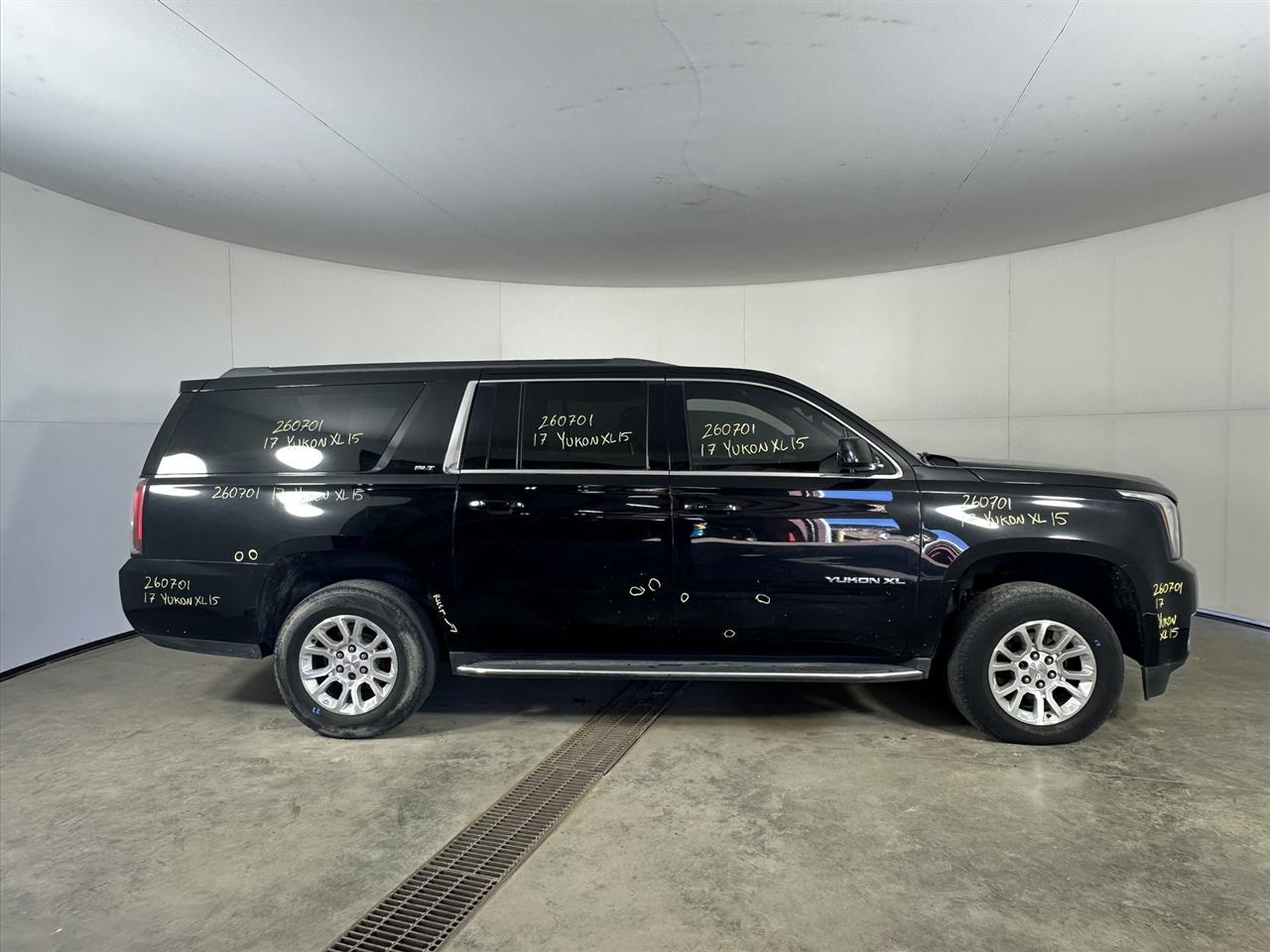Vehicle/116047_05.jpg