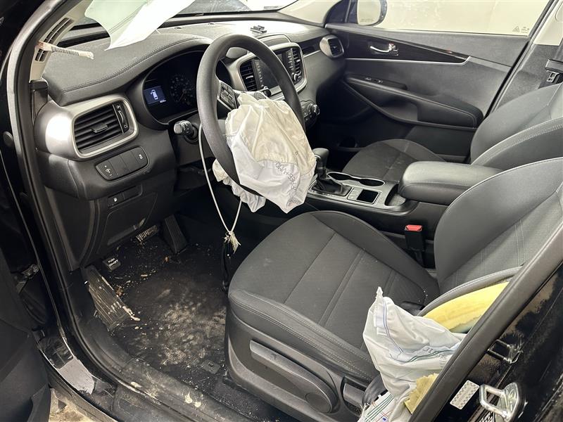 Vehicle/72781_09.jpg