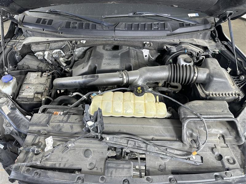 Vehicle/74947_08.jpg