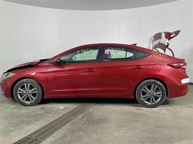 Vehicle/75942_03.jpg
