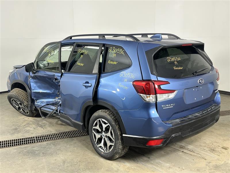 Vehicle/79495_03.jpg