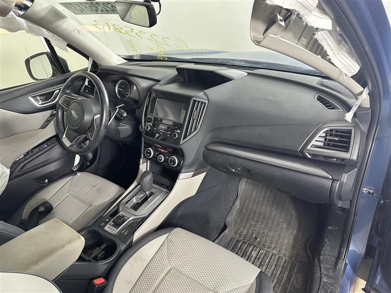 Vehicle/79495_08.jpg