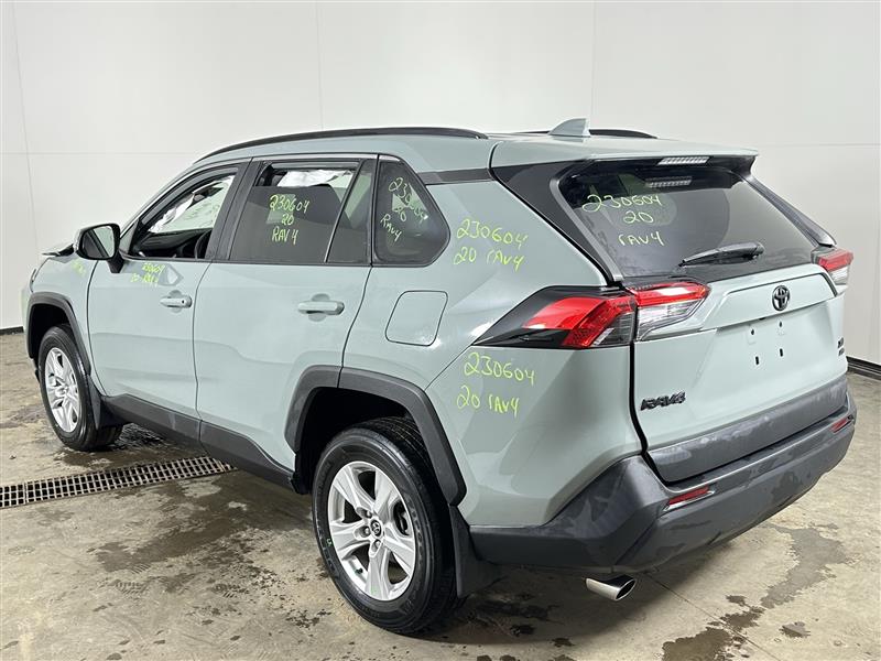 Vehicle/80178_03.jpg