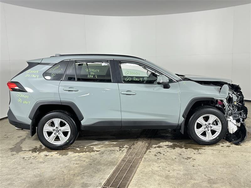 Vehicle/80178_05.jpg