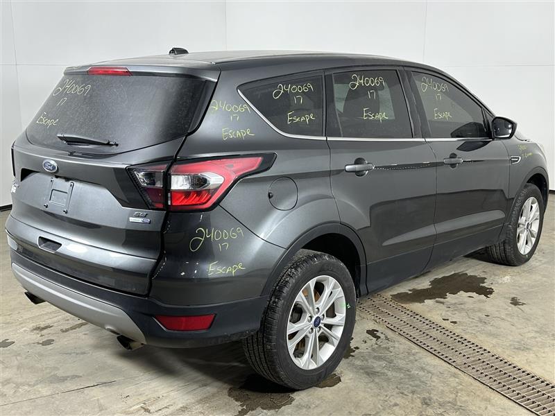Vehicle/83480_04.jpg