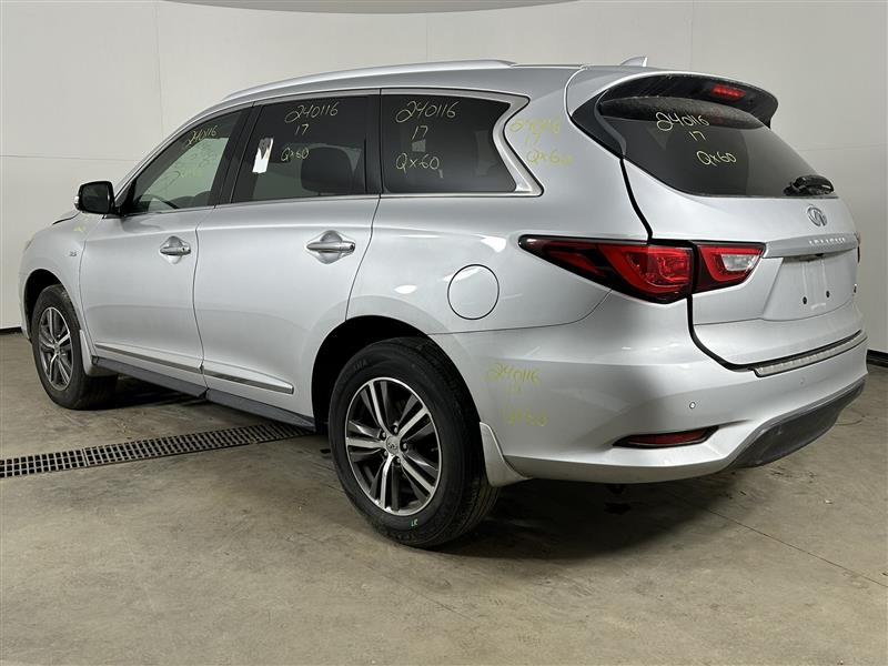 Vehicle/83864_03.jpg