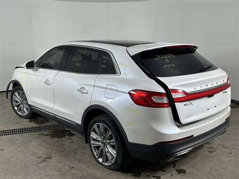 Vehicle/83947_03.jpg