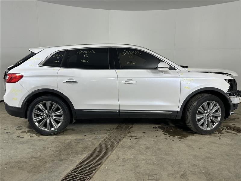 Vehicle/83947_05.jpg
