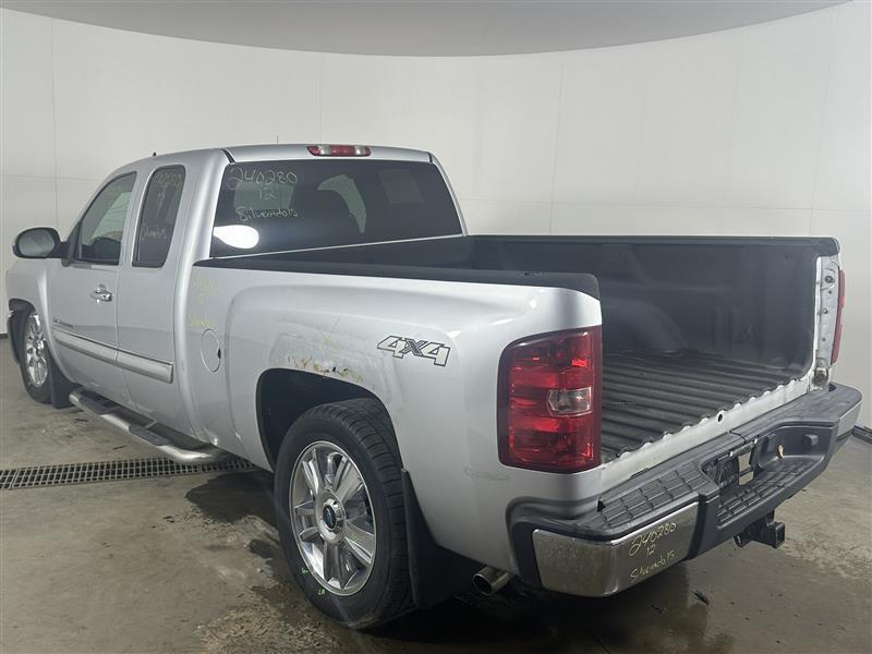 Vehicle/86136_03.jpg