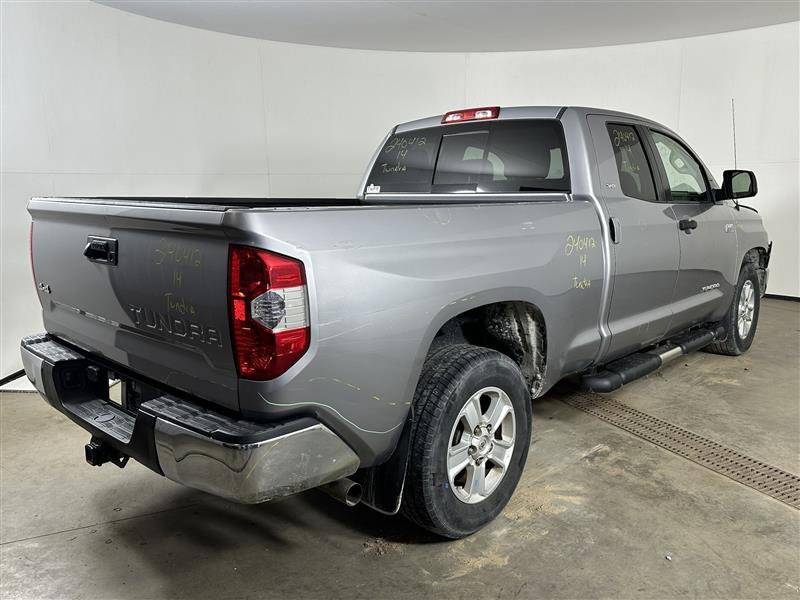 Vehicle/87684_04.jpg