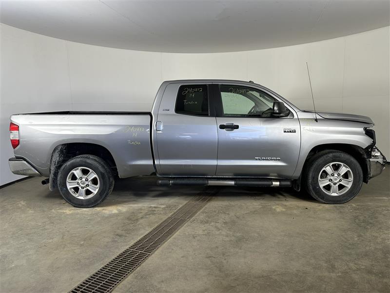 Vehicle/87684_05.jpg