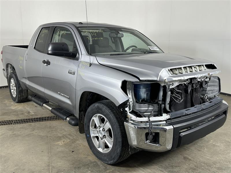 Vehicle/87684_06.jpg